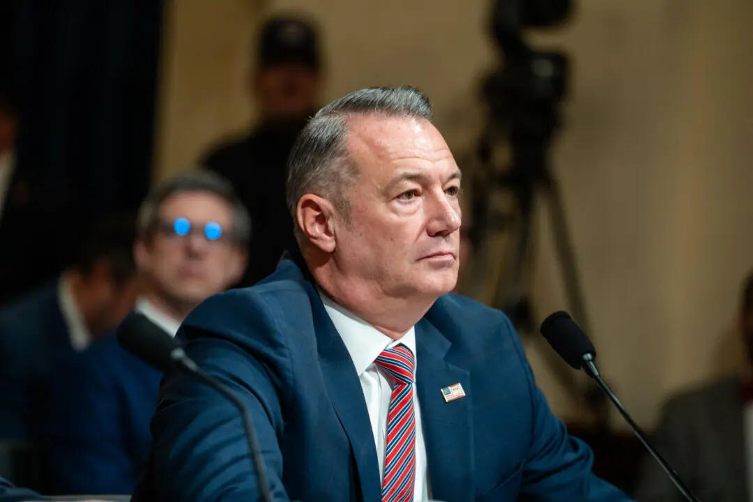 ICE Says 2 Agents Apparently Lied, Could be Charged