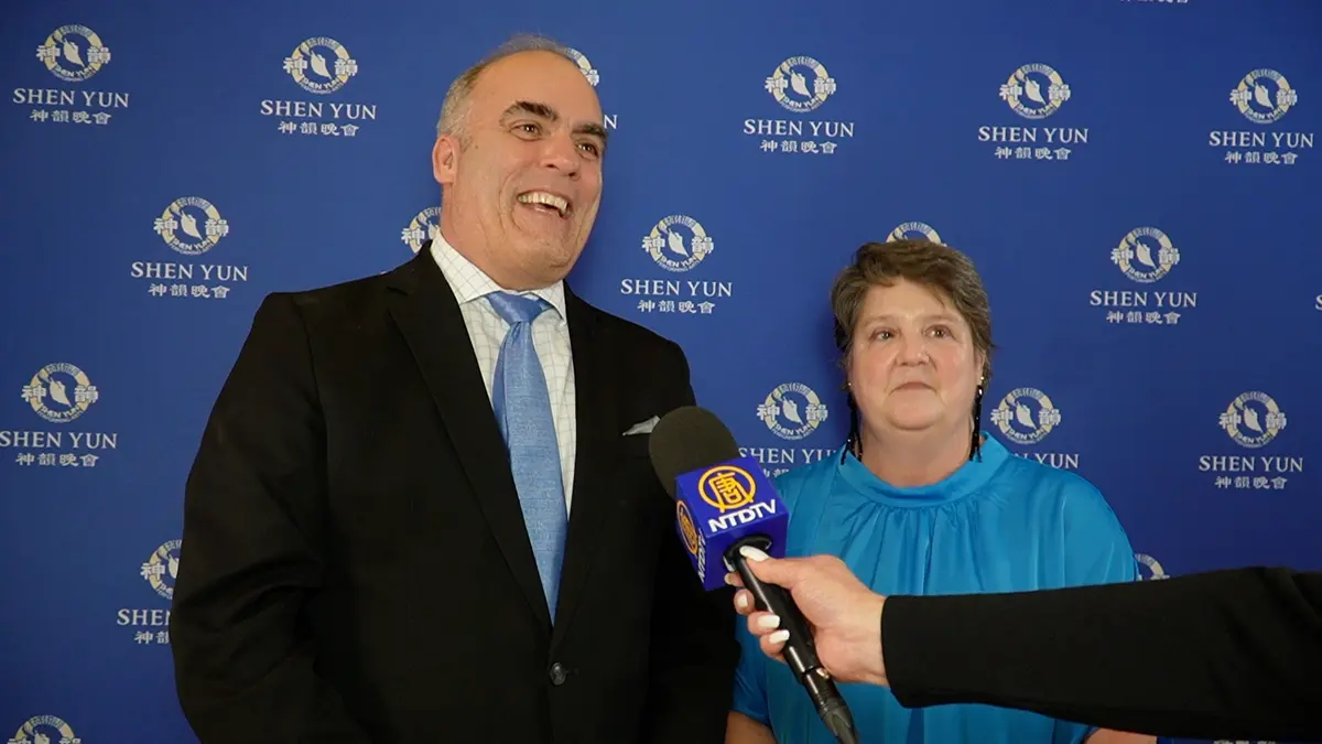 Carrollton Mayor Encourages Shen Yun to Continue Following Its Passion