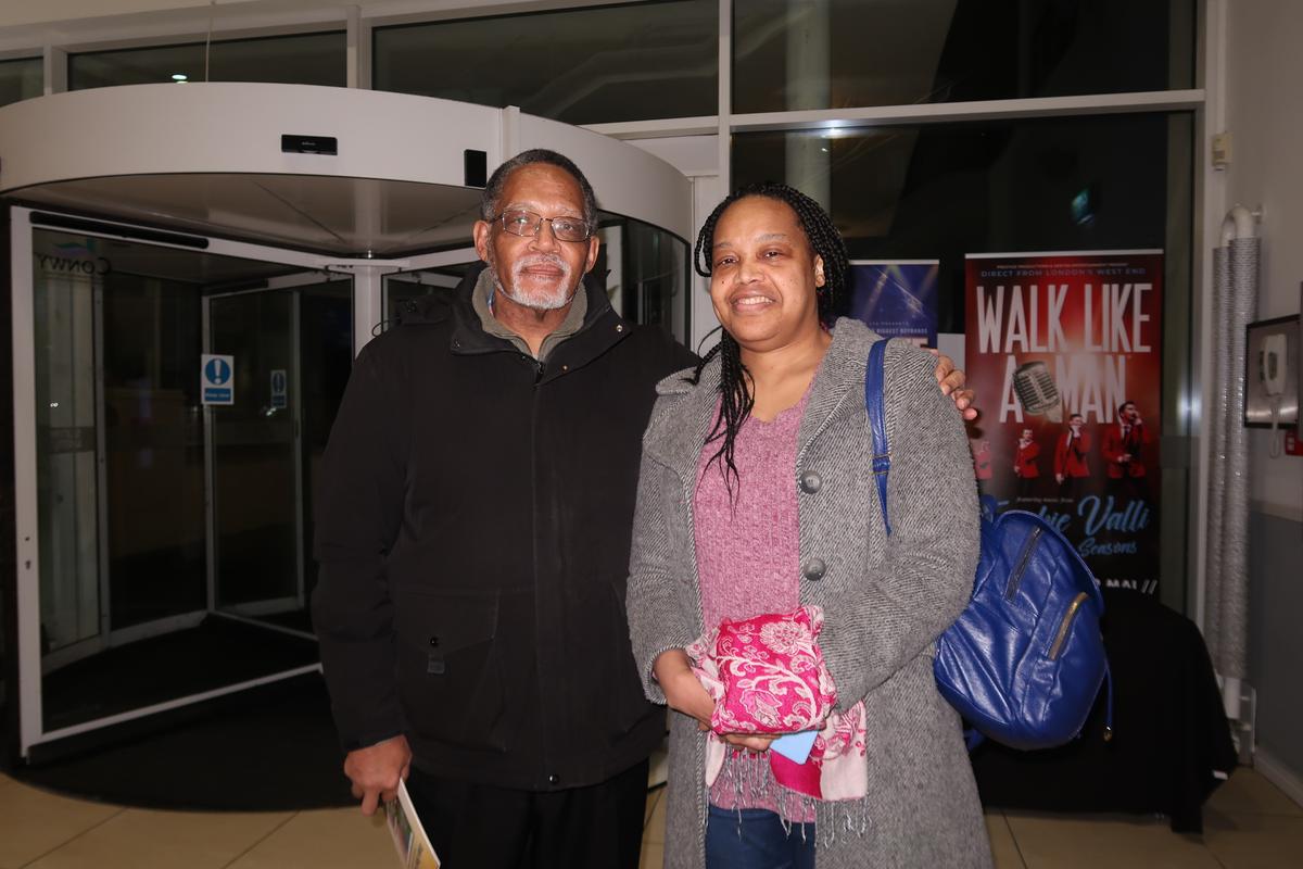 Friends Appreciate Shen Yun’s Spiritual Message of Giving