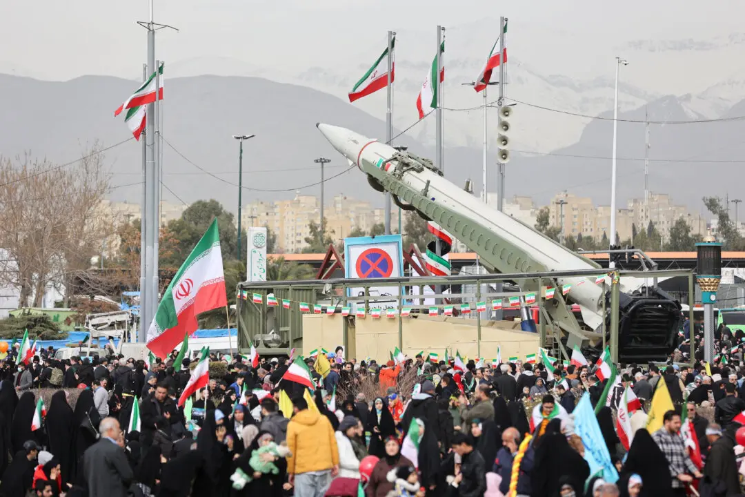 Talks With US in Geneva May Include Energy, Mining, and Aircraft Deals, Iran Says