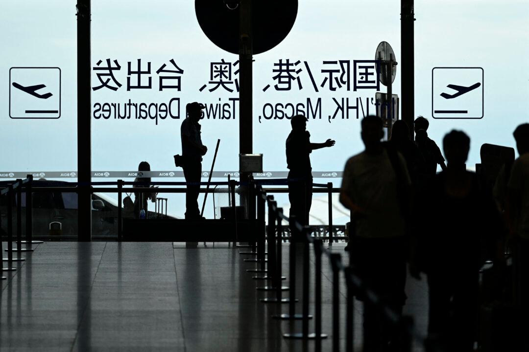 China Tightens Restrictions on Retired Officials Leaving the Country