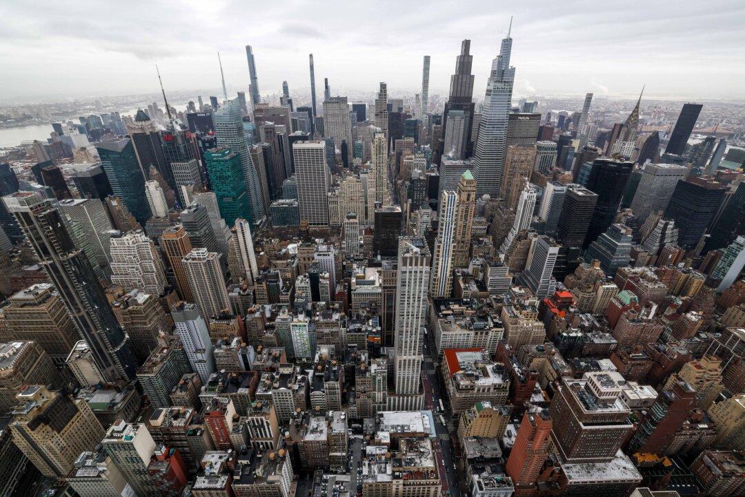 Immigrant Influx to Largest Cities Craters in 2025