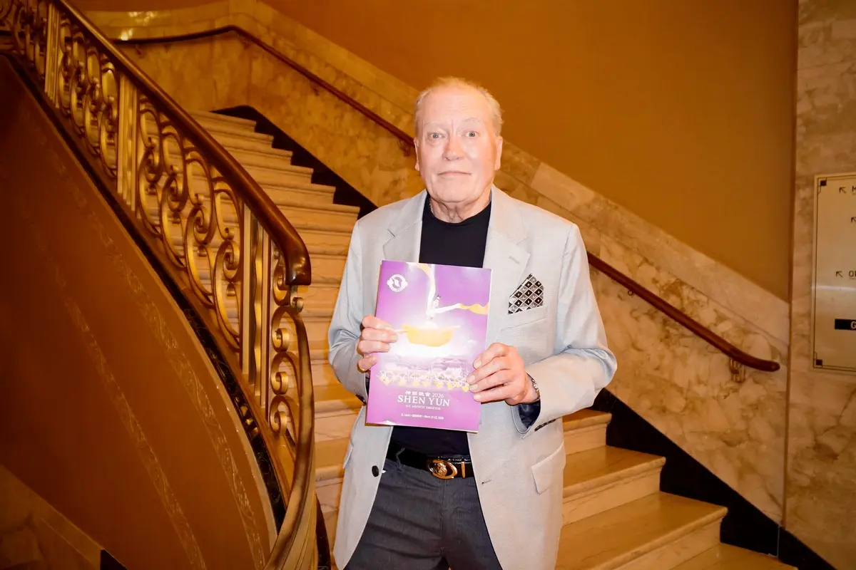 Jeweler Stirred by Shen Yun’s Heavenly Colors and Wonderful Message